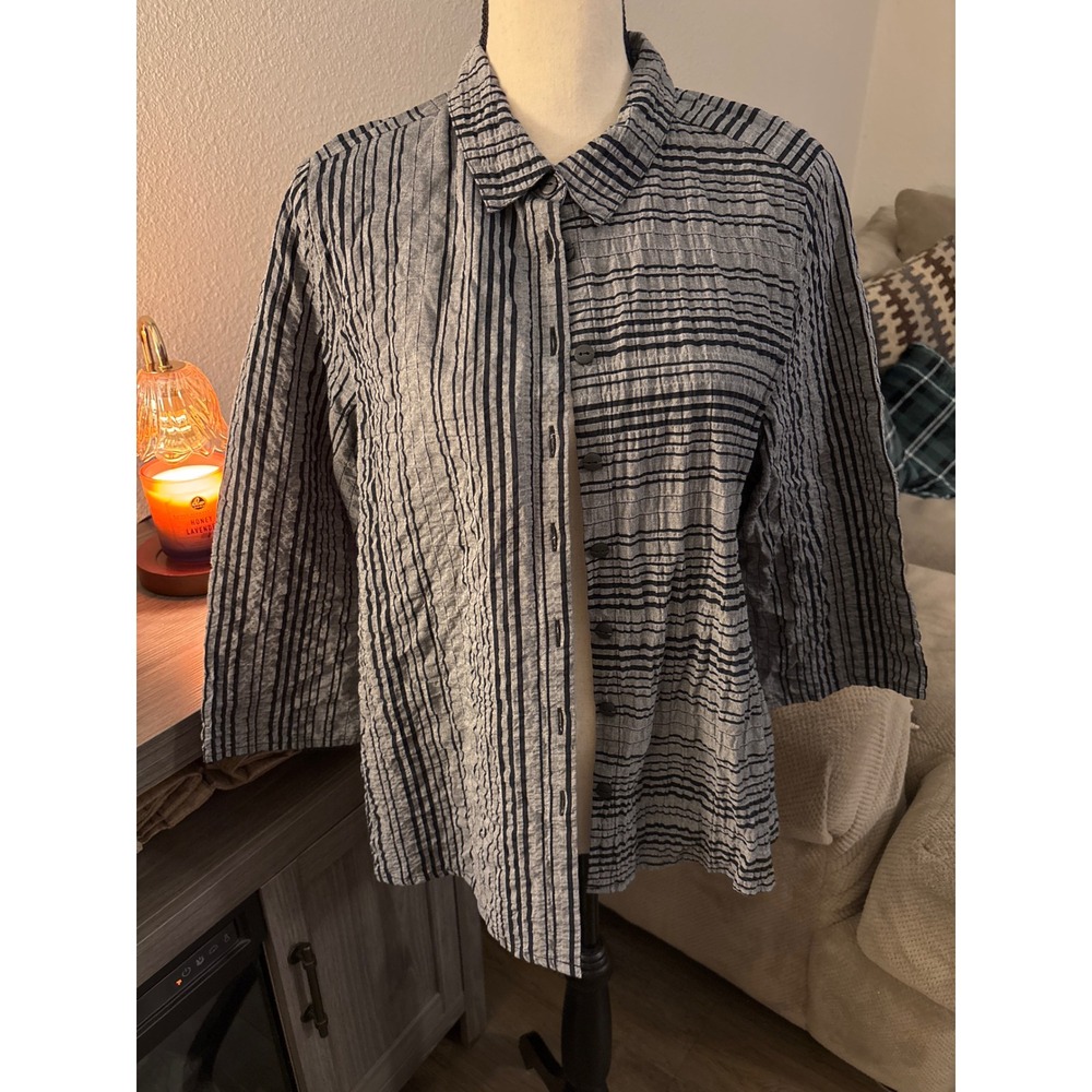Habitat‎ women's large shirt asymmetrical grey 3/4 sleeve